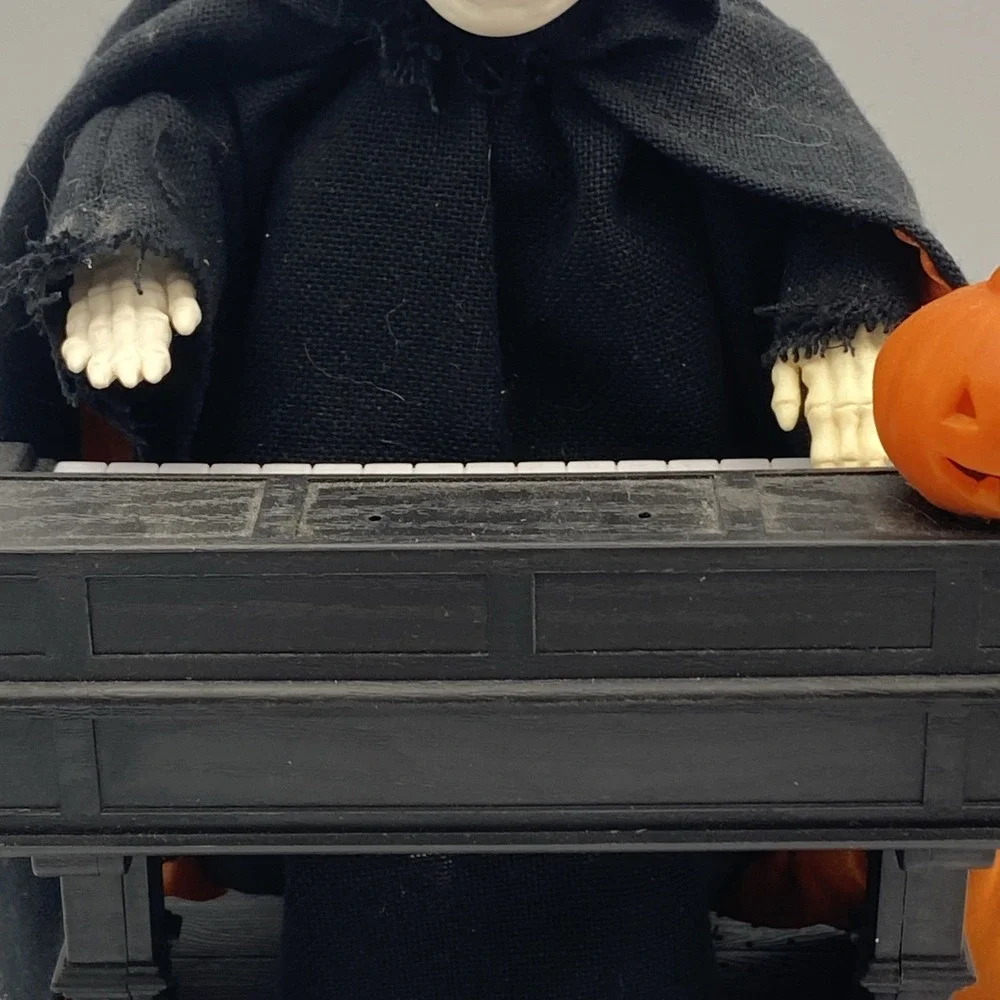 Grim Reaper at His Organ 1995 Gemmy Industries with Box Fully Working VTG Piano